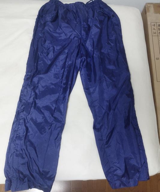シャカシャカ ナイロンシャイニーブルーネイビーパンツ レインパンツ メンズM < 男性ファッション  シャカシャカ ナイロンシャイニーブルーネイビーパンツ レインパンツ メンズM  < 男性ファッションの