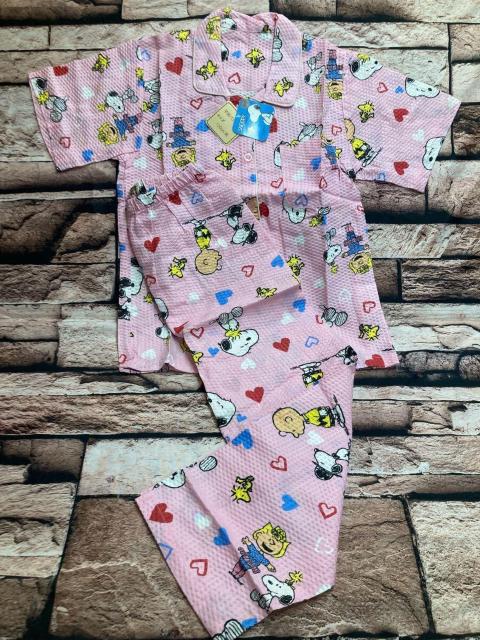 送料無料!大人気!【スヌーピー&ハート柄】リップル生地 綿100%子供半袖&長パンツ パジャマ(画像から)1組 < キッズ/ベビー  送料無料!大人気!【スヌーピー&ハート柄】リップル生地 綿100%子供半袖&長パンツ パジャマ(画像から)1組 < キッズ/ベビーの