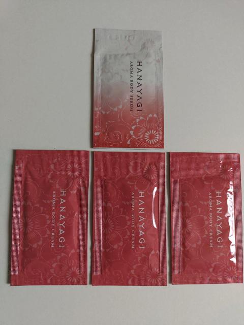 カネボウ★華やぎ★アロマボディクリーム&セラム★サンプルセット★ < 香水/コスメ/ネイル カネボウ★華やぎ★アロマボディクリーム&セラム★サンプルセット★ < 香水/コスメ/ネイルの