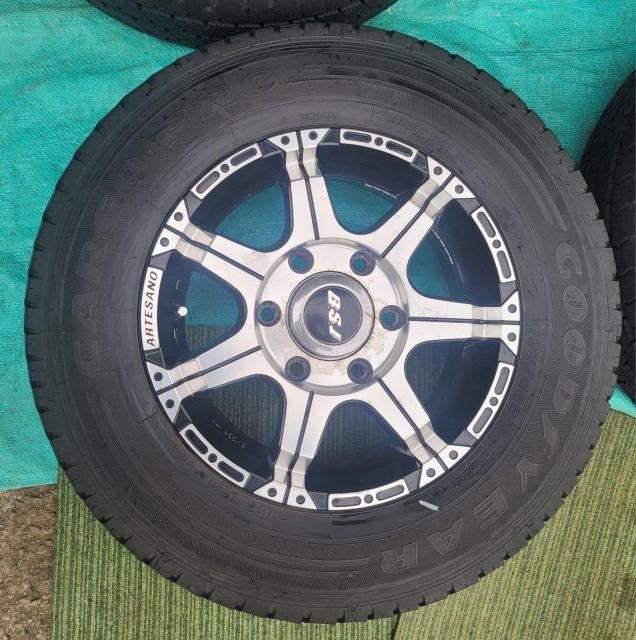 BSJ ARTESANO zC[15C`6J+45  PCD139.7 ^Ct4{Zbg195/80R15 107/10  /oCN