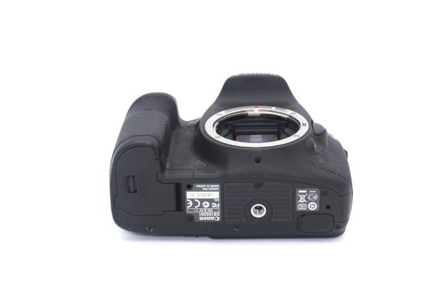 S6957Canon 7D {fB  Ɠd/AV 