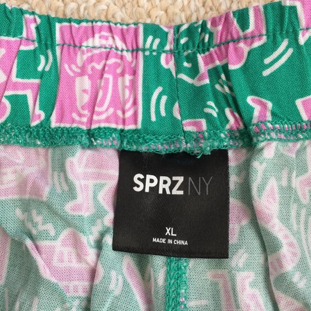 ユニクロ×キースヘリング・グラフィック柄ショートルームパンツ < ブランド  ユニクロ×キースヘリング・グラフィック柄ショートルームパンツ < ブランドの