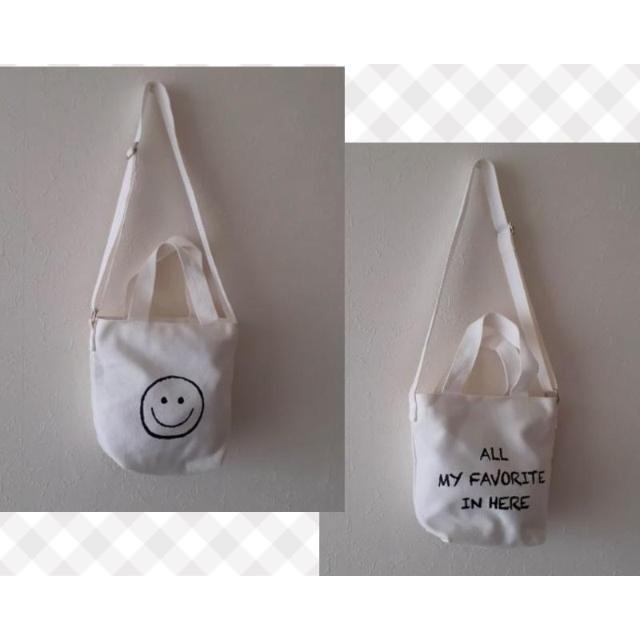 ニコちゃん スマイル バックテキスト ハンドバッグ ショルダーバッグ ポシェット 2way < 女性ファッション  ニコちゃん スマイル バックテキスト ハンドバッグ ショルダーバッグ ポシェット 2way  < 女性ファッションの