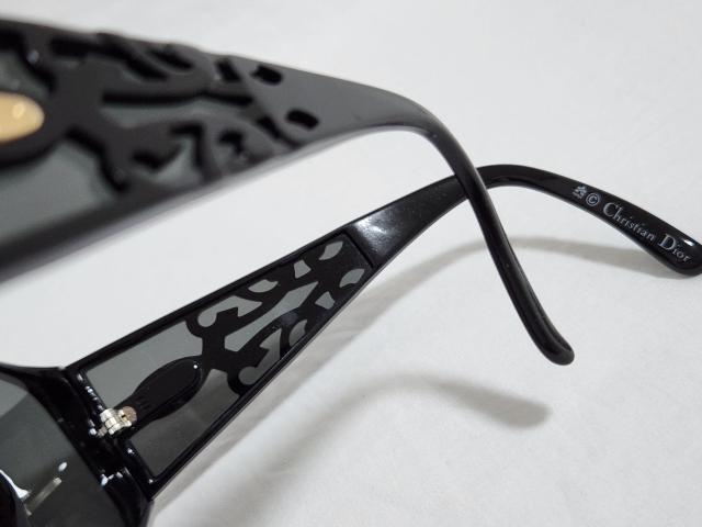 正規レア Dior CDロゴ オープンアート サイドレンズコンビフレーム フルレンズサングラス 黒 クラシックオールドアイウェア < ブランド  正規レア Dior CDロゴ オープンアート サイドレンズコンビフレーム フルレンズサングラス 黒 クラシックオールドアイウェア < ブランドの
