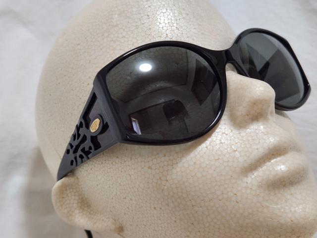 正規レア Dior CDロゴ オープンアート サイドレンズコンビフレーム フルレンズサングラス 黒 クラシックオールドアイウェア < ブランド  正規レア Dior CDロゴ オープンアート サイドレンズコンビフレーム フルレンズサングラス 黒 クラシックオールドアイウェア < ブランドの