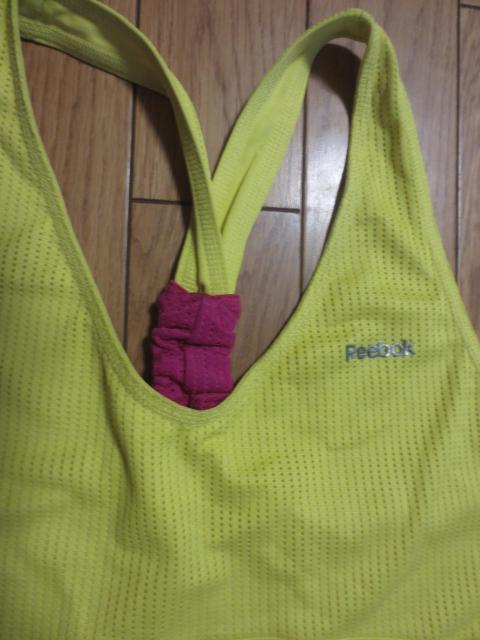 Reebok�@���[�{�b�N�@�|���G�X�e���@�����j���O�V���c�@M