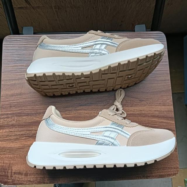 新品 23cm レディース スニーカー ベージュ シューズ 靴 厚底 カジュアル < 女性ファッション  新品 23cm レディース スニーカー ベージュ シューズ 靴 厚底 カジュアル < 女性ファッションの