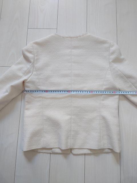 NOLLEYS SOPHI ツイードノーカラージャケット サイズ40 < 女性ファッション  NOLLEYS SOPHI ツイードノーカラージャケット サイズ40 < 女性ファッションの