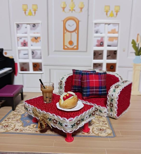 ドールハウス用 赤いソファとテーブルセット 8点セット < ペット/手芸/園芸 ドールハウス用 赤いソファとテーブルセット 8点セット < ペット/手芸/園芸の