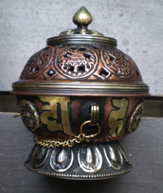 銅製 八吉祥*観音真言香炉 密教法具 < インテリア/ライフ 銅製 八吉祥*観音真言香炉 密教法具 < インテリア/ライフの