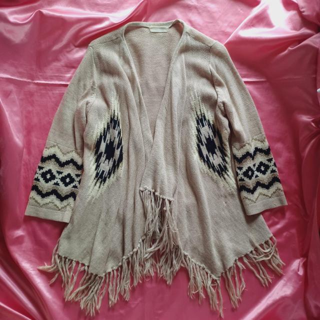 ★ジーナシス★ベージュ×黒ブラック×金色ゴールド☆ラメ糸キラキラ可愛い♪オルテガ柄お洒落☆長袖フリンジニット☆トッパーカーディガン < 女性ファッション  ★ジーナシス★ベージュ×黒ブラック×金色ゴールド☆ラメ糸キラキラ可愛い♪オルテガ柄お洒落☆長袖フリンジニット☆トッパーカーディガン  < 女性ファッションの