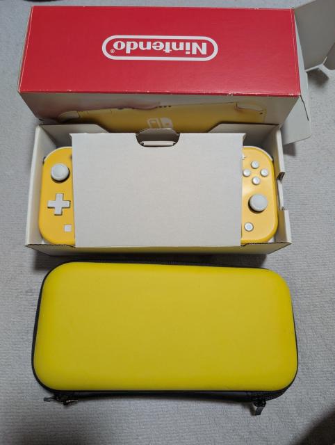 Nintendo Switch Lite CG[ { P[Xt jeh[XCb`Cg sdJ[h128G l\I   Q[{/\tg 