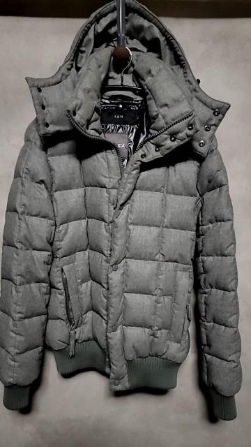 美品AKM×DUVETICA キルティングスクエアフーデットダウンジャケット L < ブランド 美品AKM×DUVETICA キルティングスクエアフーデットダウンジャケット L < ブランドの