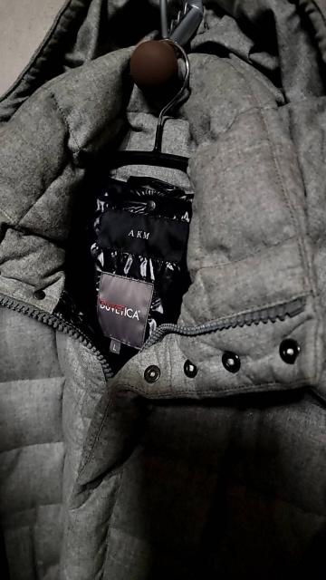 美品AKM×DUVETICA キルティングスクエアフーデットダウンジャケット L < ブランド 美品AKM×DUVETICA キルティングスクエアフーデットダウンジャケット L < ブランドの