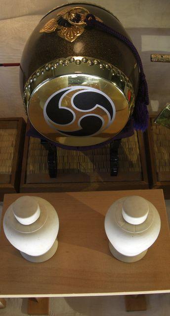 端午飾/吉徳大光;特製三品揃&お神酒&お供セット中古 < インテリア/ライフ  端午飾/吉徳大光;特製三品揃&お神酒&お供セット中古 < インテリア/ライフの