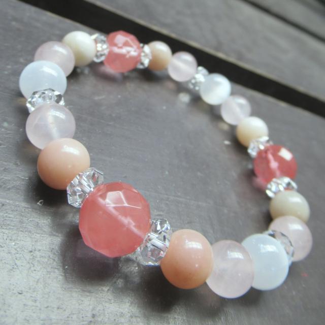 チェリークォーツxローズクォーツxピンクオパールブレスレット < 女性アクセサリー/時計 チェリークォーツxローズクォーツxピンクオパールブレスレット < 女性アクセサリー/時計の