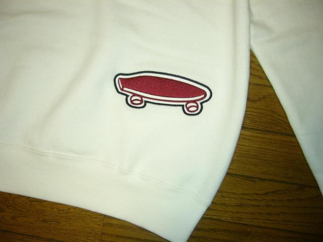 新品 VANS バンズ ハーフ ジップ スウェット S 白 ユニセックス < ブランド 新品 VANS バンズ ハーフ ジップ スウェット S 白 ユニセックス < ブランドの