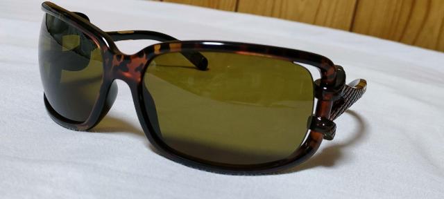 正規未 希少 hyde着 同型同色 ジミーチュウ スネークサングラス茶 蛇柄×コブラヘッドフレーム エキゾチックアイウェア 付属有 < ブランド  正規未 希少 hyde着 同型同色 ジミーチュウ スネークサングラス茶 蛇柄×コブラヘッドフレーム エキゾチックアイウェア 付属有 < ブランドの