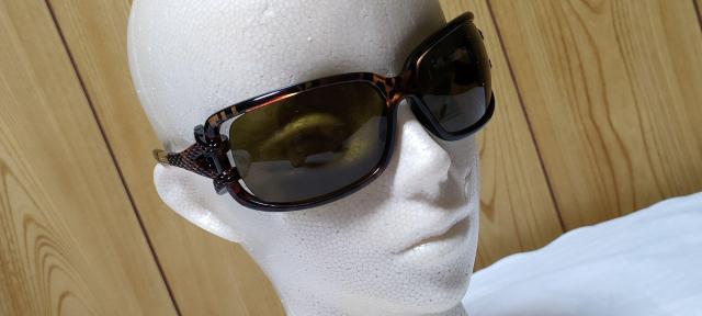 正規未 希少 hyde着 同型同色 ジミーチュウ スネークサングラス茶 蛇柄×コブラヘッドフレーム エキゾチックアイウェア 付属有 < ブランド  正規未 希少 hyde着 同型同色 ジミーチュウ スネークサングラス茶 蛇柄×コブラヘッドフレーム エキゾチックアイウェア 付属有 < ブランドの