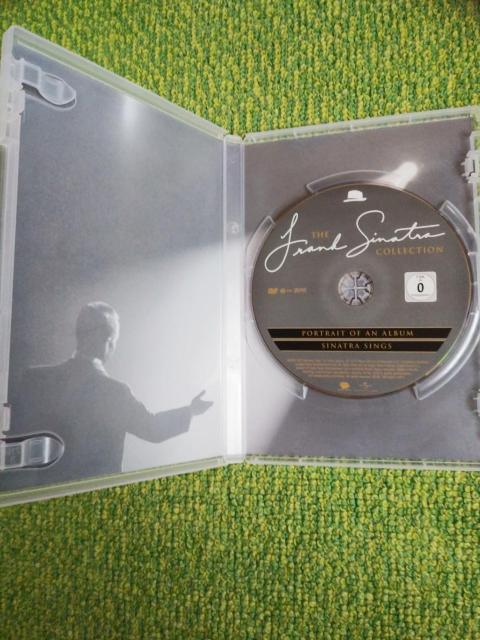 *フランク・シナトラ☆THE FRANK SINATRA COLLECTION★DVD輸入盤♪ < タレントグッズ  *フランク・シナトラ☆THE FRANK SINATRA COLLECTION★DVD輸入盤♪ < タレントグッズの