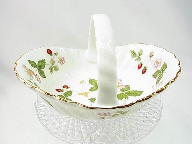 500円スタ★正規品美品 WEDGWOOD ウェッジウッド ワイルドストロベリー カンタベリーバスケット < インテリア/ライフ 500円スタ★正規品美品 WEDGWOOD ウェッジウッド ワイルドストロベリー カンタベリーバスケット < インテリア/ライフの
