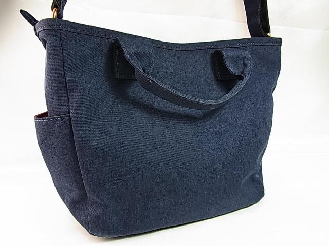 500円スタ★正規品 anello(アネロ)ショルダーバッグ/多機能収納/斜めがけOK/ユニセックス/美品 < ブランド 500円スタ★正規品 anello(アネロ)ショルダーバッグ/多機能収納/斜めがけOK/ユニセックス/美品 < ブランドの