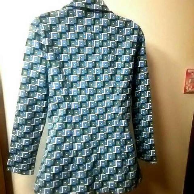 used美品★レトロな幾何学模様チュニック/グリーン系 < 女性ファッション  used美品★レトロな幾何学模様チュニック/グリーン系 < 女性ファッションの