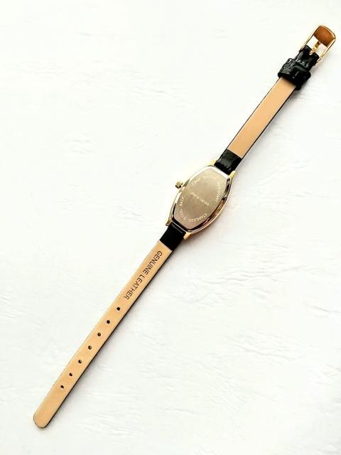 腕時計 レディース quartz pierre cardin 3針 ピエールカルダン < ブランド  腕時計 レディース quartz pierre cardin 3針 ピエールカルダン < ブランドの