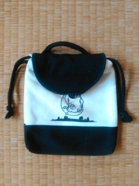 小物入れ ポーチ 巾着袋 中古品  < 女性ファッション  小物入れ ポーチ 巾着袋 中古品   < 女性ファッションの