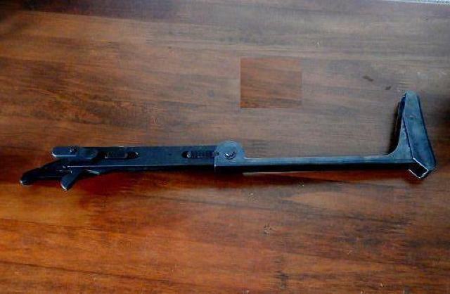 マルゼン M93R 専用 フォールディングストック ストック 中古品 < ホビー  マルゼン M93R 専用 フォールディングストック ストック 中古品  < ホビーの