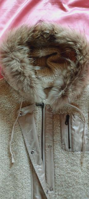 J.FERRYジェイフェリーお洒落可愛いベージュふわふわリアルファー暖かインナー中綿キルティングフーディーニットコートカーディガン < 女性ファッション  J.FERRYジェイフェリーお洒落可愛いベージュふわふわリアルファー暖かインナー中綿キルティングフーディーニットコートカーディガン < 女性ファッションの