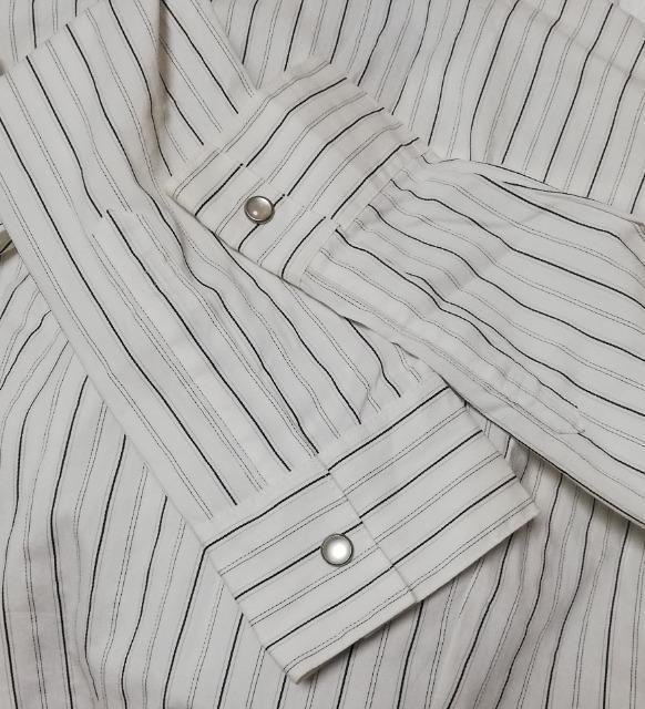 新品 ストリップシャツ 長袖 タグ付 9R < 女性ファッション  新品 ストリップシャツ 長袖 タグ付 9R < 女性ファッションの