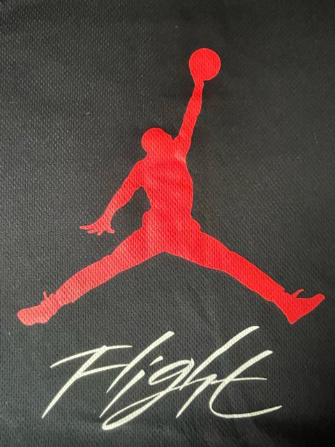 �i�C�L NIKE �o�X�P�b�g�{�[�� ����T�V���c �W���[�_�� �W�����v�}�� flight S/S �N���[�@�u���b�N�@M�T�C�Y�@���i