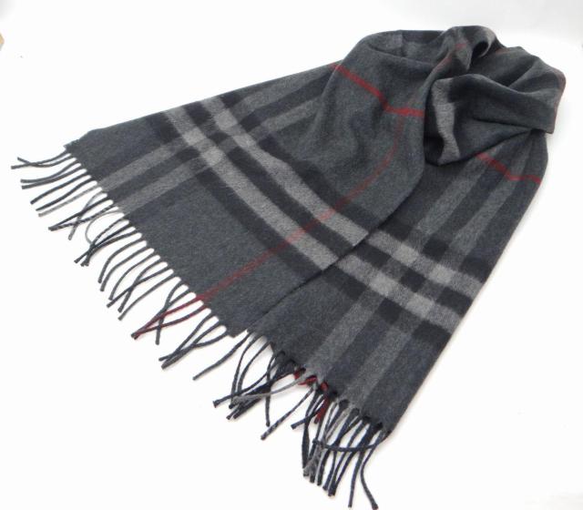 BURBERRY バーバリー チェック柄 カシミア100% マフラー グレー系<新品同様品> < ブランド  BURBERRY バーバリー チェック柄 カシミア100% マフラー グレー系<新品同様品> < ブランドの