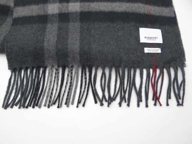 BURBERRY バーバリー チェック柄 カシミア100% マフラー グレー系<新品同様品> < ブランド  BURBERRY バーバリー チェック柄 カシミア100% マフラー グレー系<新品同様品> < ブランドの