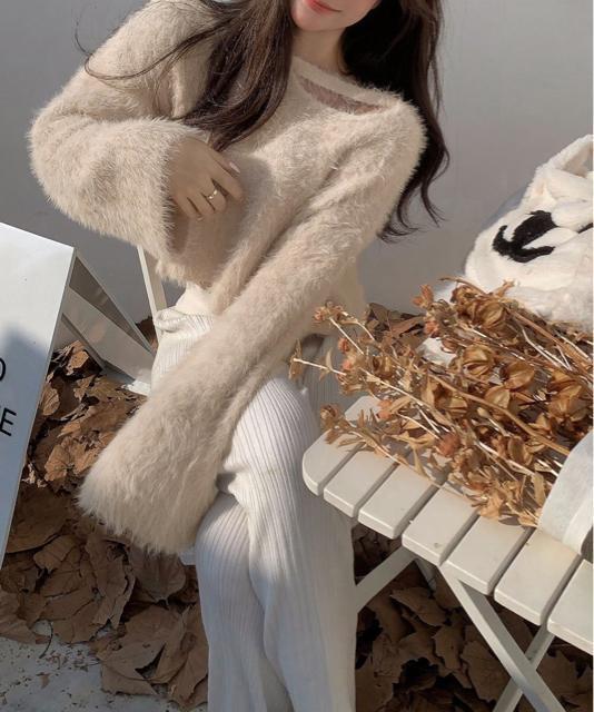 送料無料 新品 クロップド丈シャギーニット Vネック長袖 < 女性ファッション  送料無料 新品 クロップド丈シャギーニット Vネック長袖 < 女性ファッションの