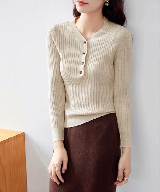 送料無料 新品 Vネックリブニットトップス ハーフボタン < 女性ファッション  送料無料 新品 Vネックリブニットトップス ハーフボタン < 女性ファッションの
