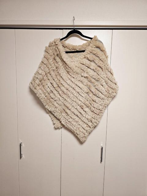 【美品】 ベージュ ファー ポンチョ < 女性ファッション  【美品】 ベージュ ファー ポンチョ  < 女性ファッションの