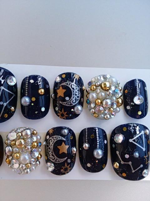 売り切り☆ネイビー ストーン敷き詰め&星座ネイル ショート 注意書きアリ < 香水/コスメ/ネイル  売り切り☆ネイビー ストーン敷き詰め&星座ネイル ショート 注意書きアリ < 香水/コスメ/ネイルの