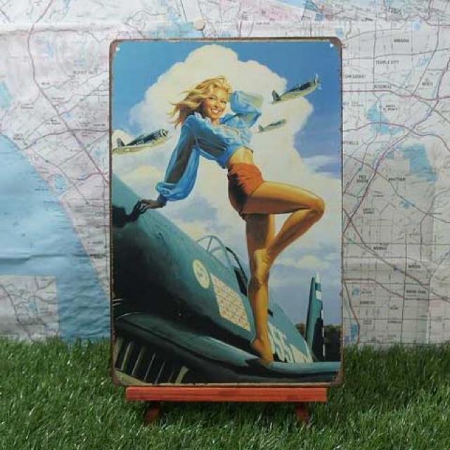 新品【ブリキ看板】Pin-up Girl/ピンナップガール P-47戦闘機 < ホビー  新品【ブリキ看板】Pin-up Girl/ピンナップガール P-47戦闘機  < ホビーの