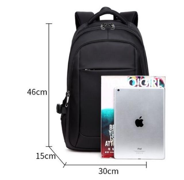 メンズ リュックサック デイパック ブラック USBケーブル < 男性ファッション  メンズ リュックサック デイパック ブラック USBケーブル < 男性ファッションの