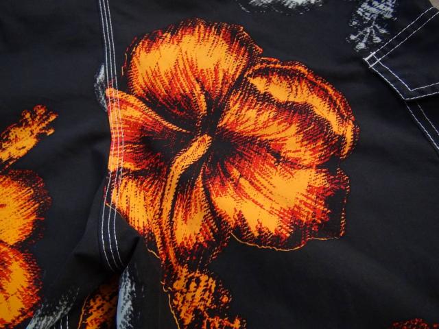 花柄の海パン(M)!。 < レジャー/スポーツ  花柄の海パン(M)!。 < レジャー/スポーツの