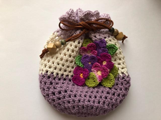 ハンドメイド ポーチ 色とりどりのすみれがいっぱい♪ コットン ガーリー < 女性ファッション  ハンドメイド ポーチ 色とりどりのすみれがいっぱい♪ コットン ガーリー < 女性ファッションの