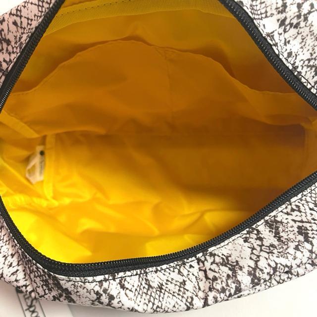 ★新品★LeSportsac レスポートサック クラシックパイソンアイボリー ショルダーバッグ 2434 送料無料 < 女性ファッション  ★新品★LeSportsac レスポートサック クラシックパイソンアイボリー ショルダーバッグ 2434 送料無料 < 女性ファッションの