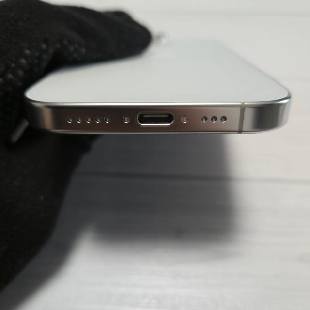 iPhone 16 Pro 256GB zCg`^jE