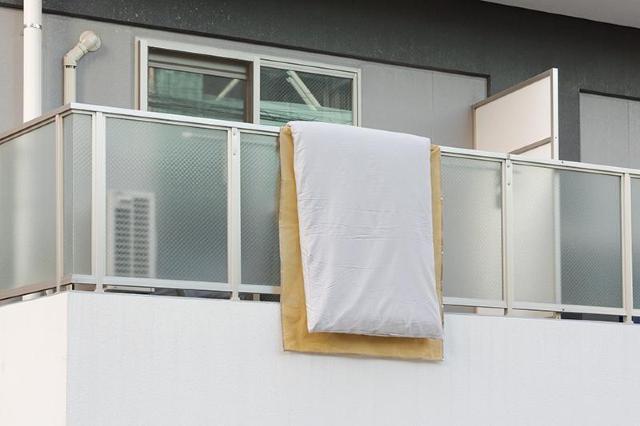 布団の汚れ防止シート 2枚セット 布団干し 外壁汚れ回避シート 通気性 < インテリア/ライフ 布団の汚れ防止シート 2枚セット 布団干し 外壁汚れ回避シート 通気性 < インテリア/ライフの