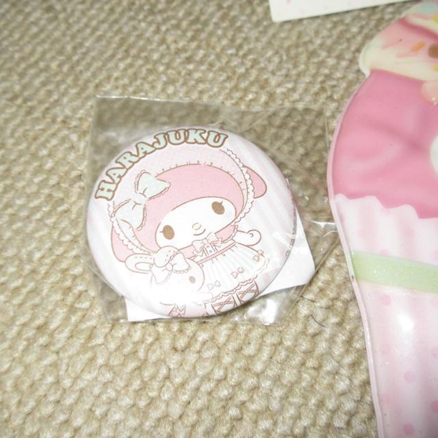 未使用タグ付☆マイメロディ*原宿限定*パスケース&缶バッチセット < アニメ/コミック/キャラクター 未使用タグ付☆マイメロディ*原宿限定*パスケース&缶バッチセット < アニメ/コミック/キャラクターの