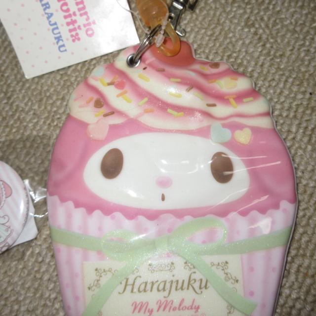 未使用タグ付☆マイメロディ*原宿限定*パスケース&缶バッチセット < アニメ/コミック/キャラクター 未使用タグ付☆マイメロディ*原宿限定*パスケース&缶バッチセット < アニメ/コミック/キャラクターの