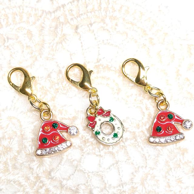 ハンドメイド☆ファスナーチャーム☆サンタの帽子☆リース☆3個セット☆ラッピングのワンポイントに! < 女性ファッション ハンドメイド☆ファスナーチャーム☆サンタの帽子☆リース☆3個セット☆ラッピングのワンポイントに! < 女性ファッションの