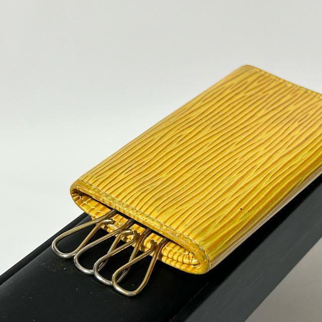 LOUIS VUITTON ルイヴィトン M63829 エピ ミュルティクレ4 4連 キーケース 鍵入れ レディース メンズ < ブランド LOUIS VUITTON ルイヴィトン M63829 エピ ミュルティクレ4 4連 キーケース 鍵入れ レディース メンズ < ブランドの
